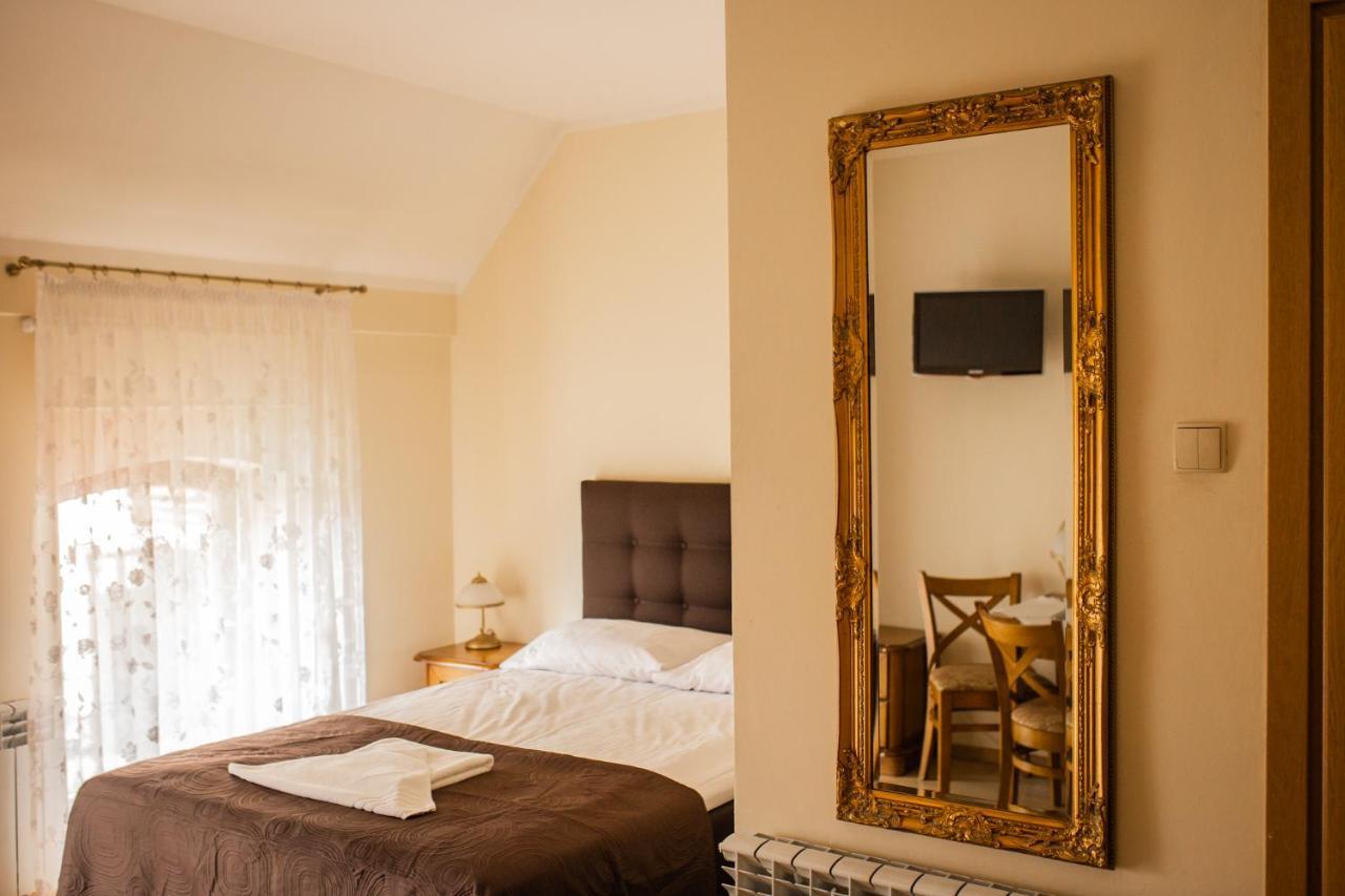 ג'יאלדובו Hotel Przedzamcze מראה חיצוני תמונה