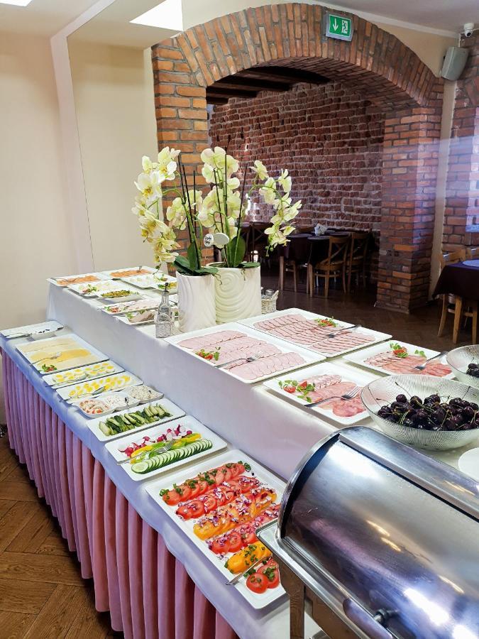 ג'יאלדובו Hotel Przedzamcze מראה חיצוני תמונה